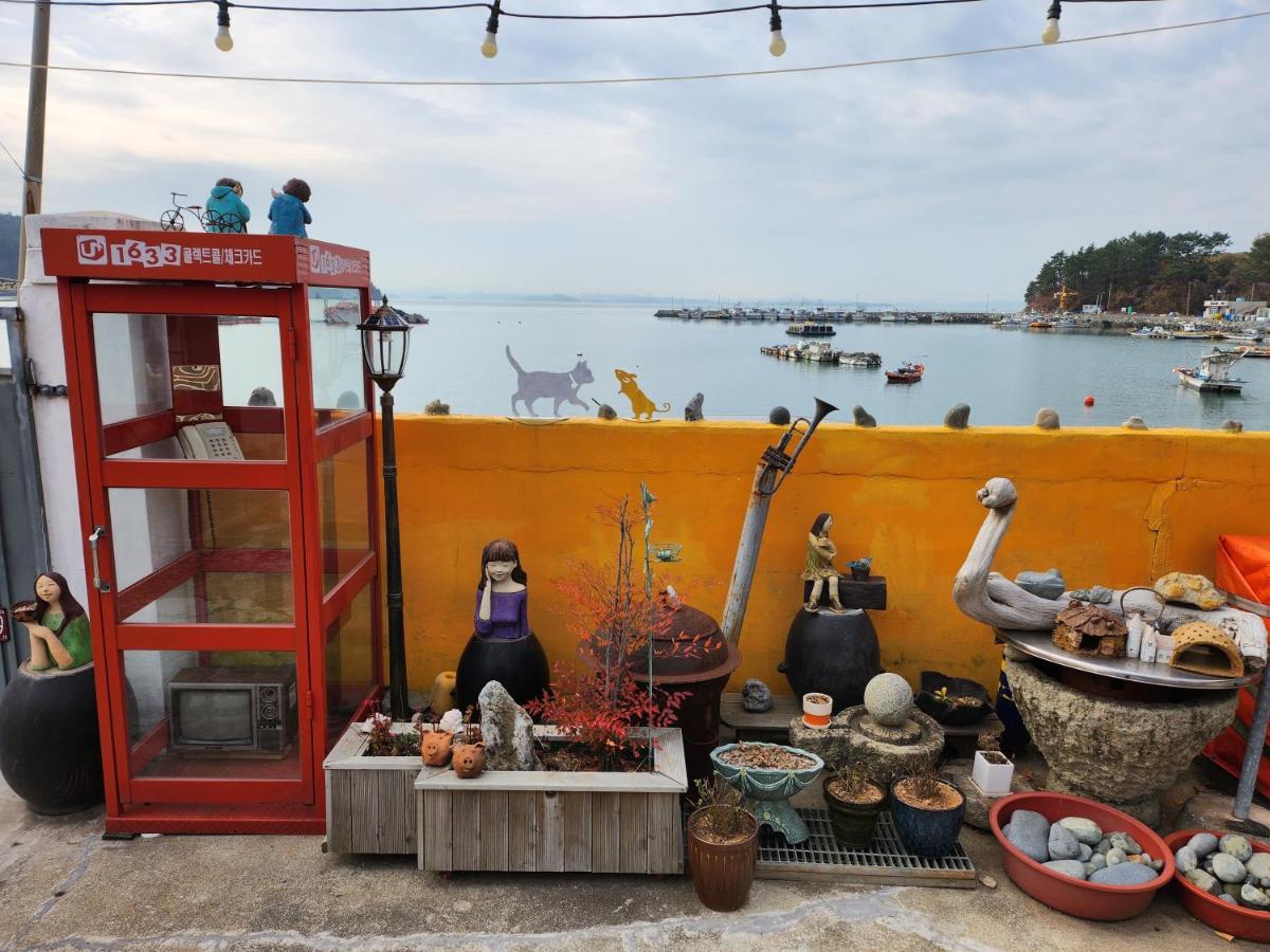 Villa Uwha Minbak Yeosu Exterior foto