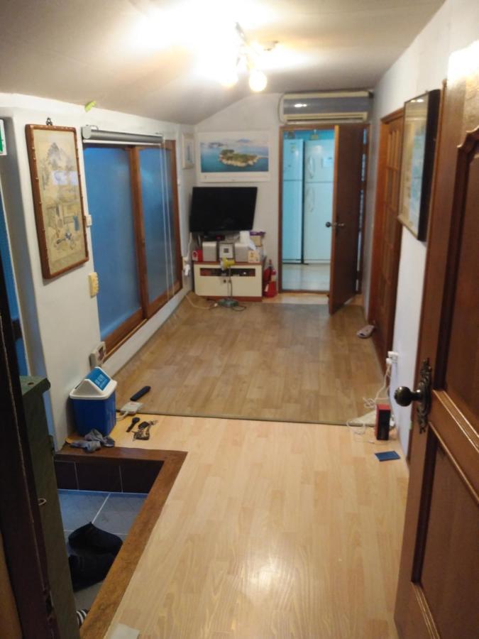 Villa Uwha Minbak Yeosu Exterior foto